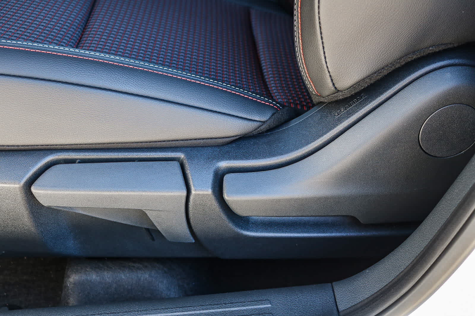 Thumbnail: 2026 Nissan Kicks - 22