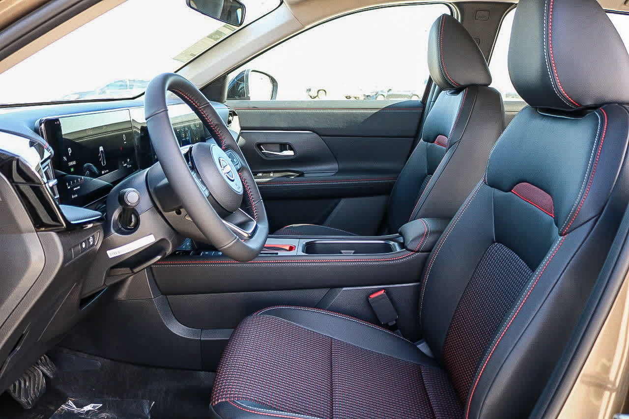 Thumbnail: 2026 Nissan Kicks - 33