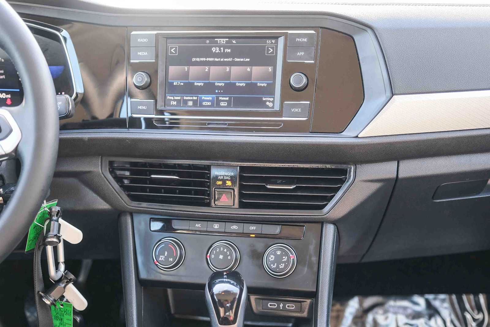 Thumbnail: 2024 Volkswagen Jetta - 14