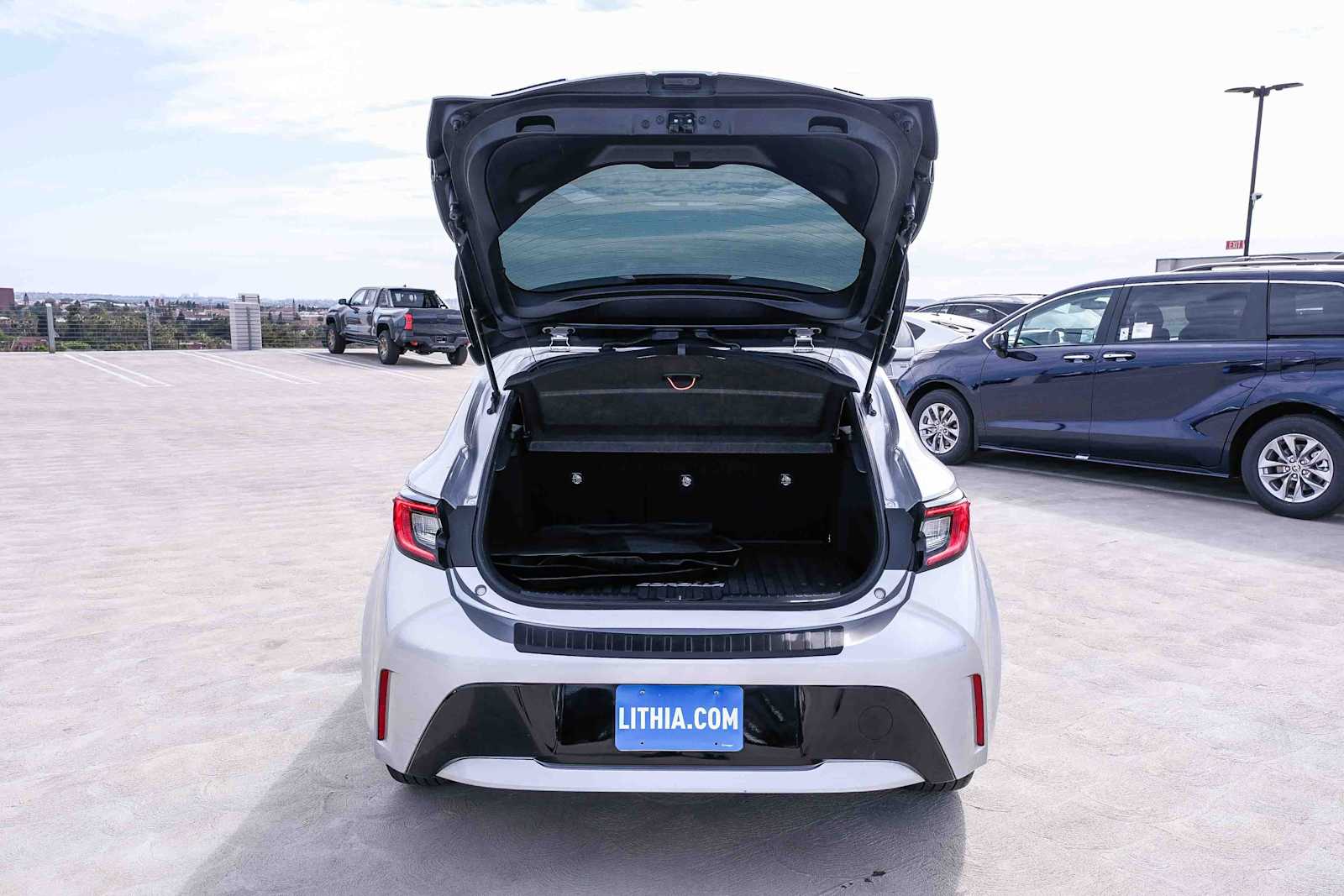 Thumbnail: 2024 Toyota Corolla - 25