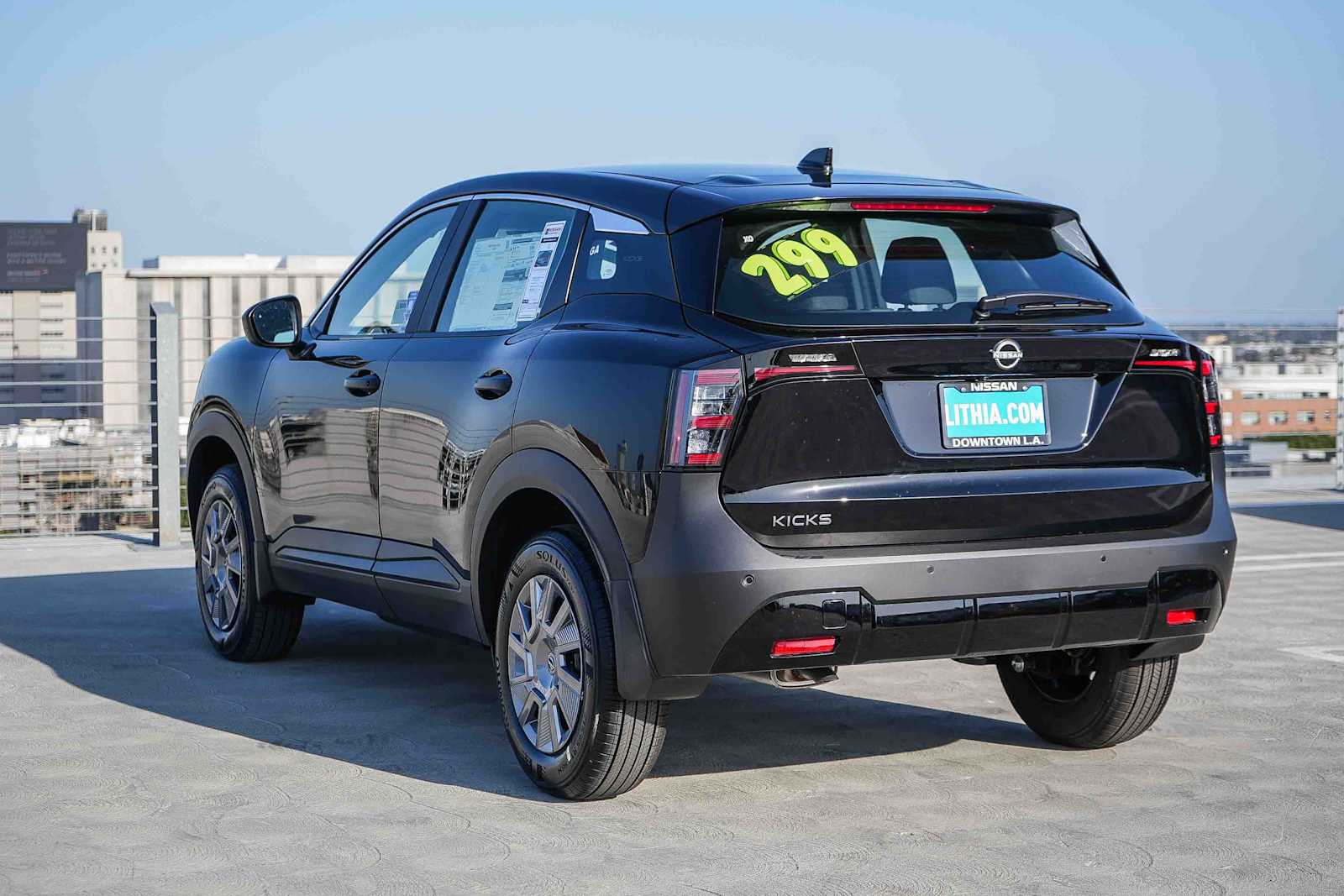 Thumbnail: 2026 Nissan Kicks - 8