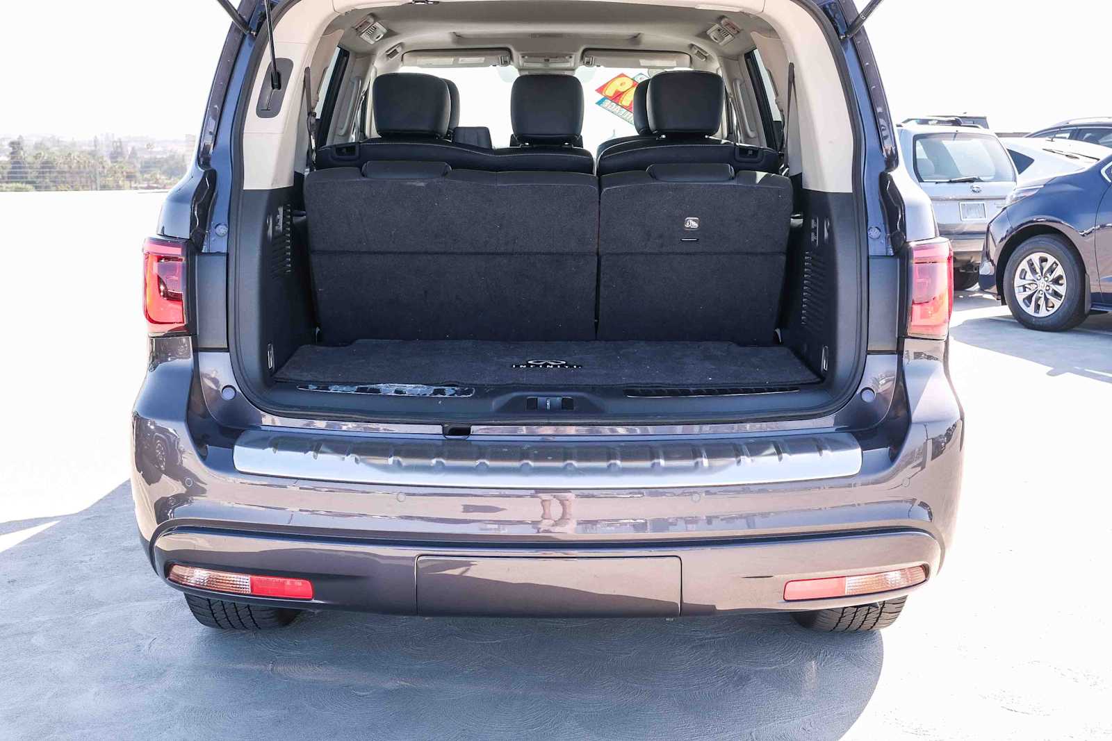 Thumbnail: 2023 INFINITI QX80 - 28
