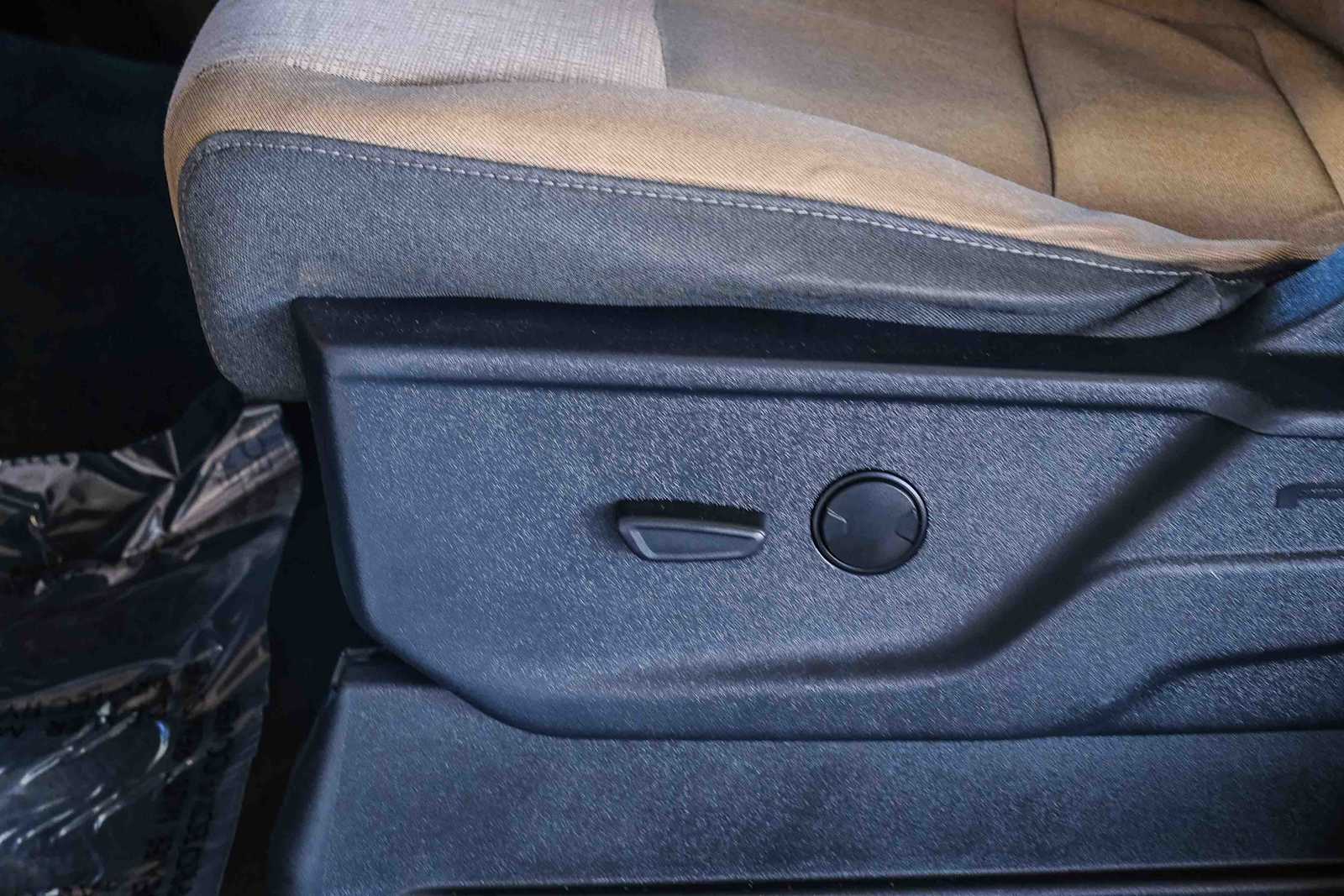 Thumbnail: 2023 Ford F-150 - 27