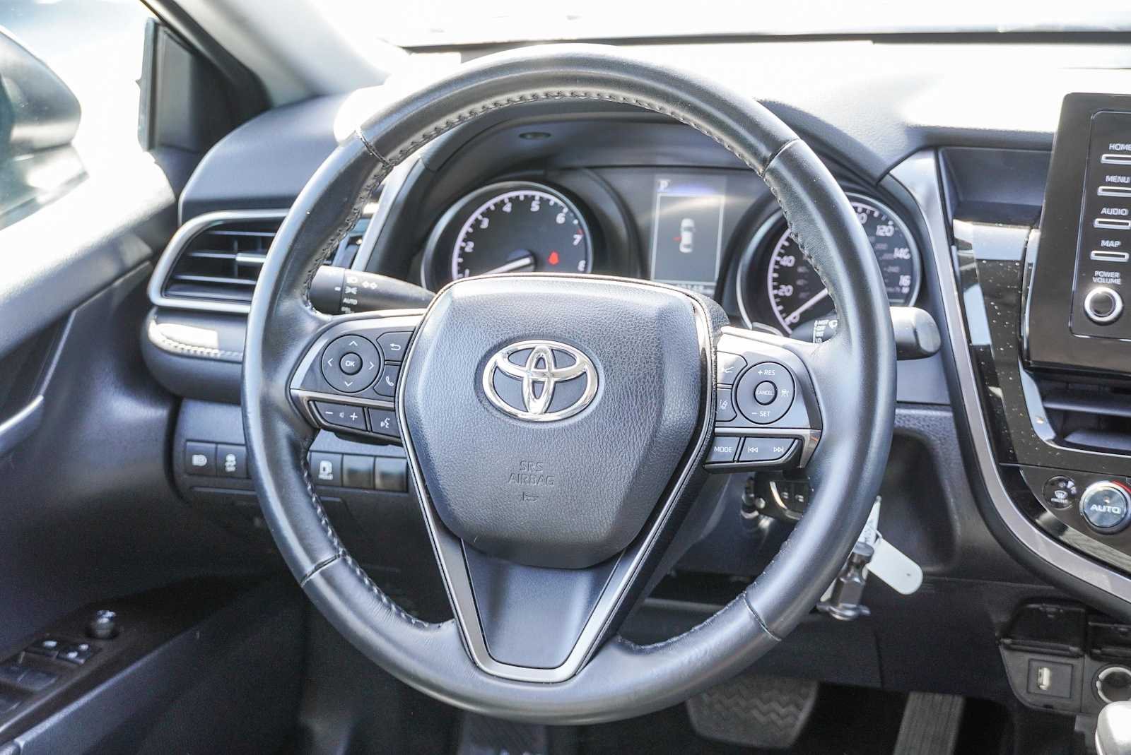 Thumbnail: 2023 Toyota Camry - 16