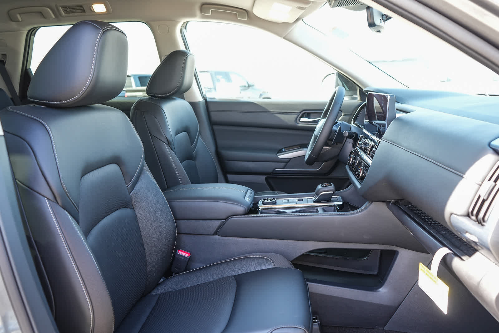 Thumbnail: 2026 Nissan Pathfinder - 18