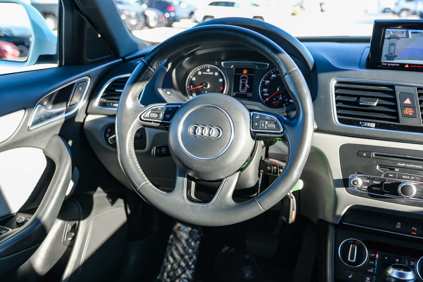 Thumbnail: 2018 Audi Q3 - 16