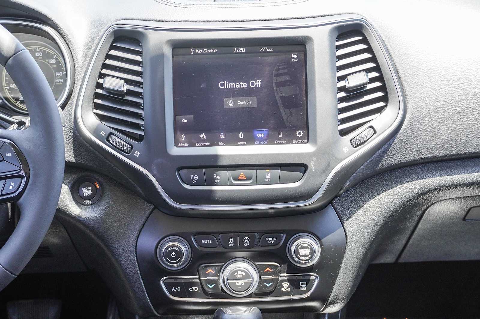 Thumbnail: 2023 Jeep Cherokee - 14