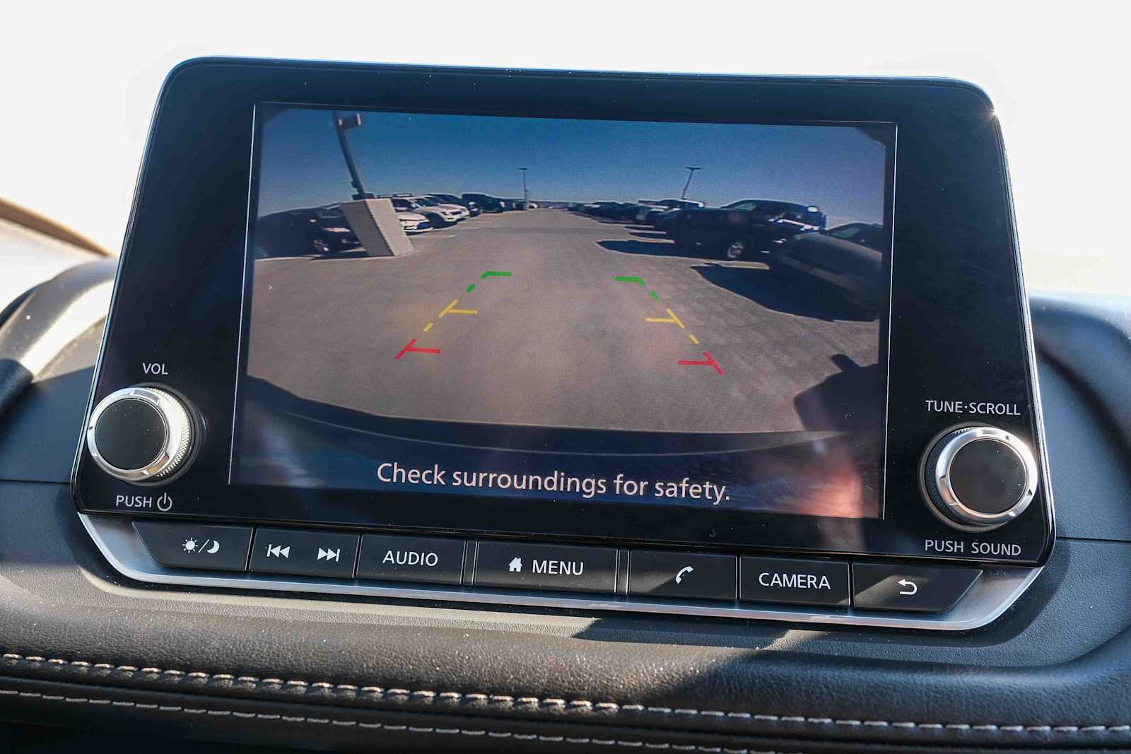 Thumbnail: 2023 Nissan Rogue - 21