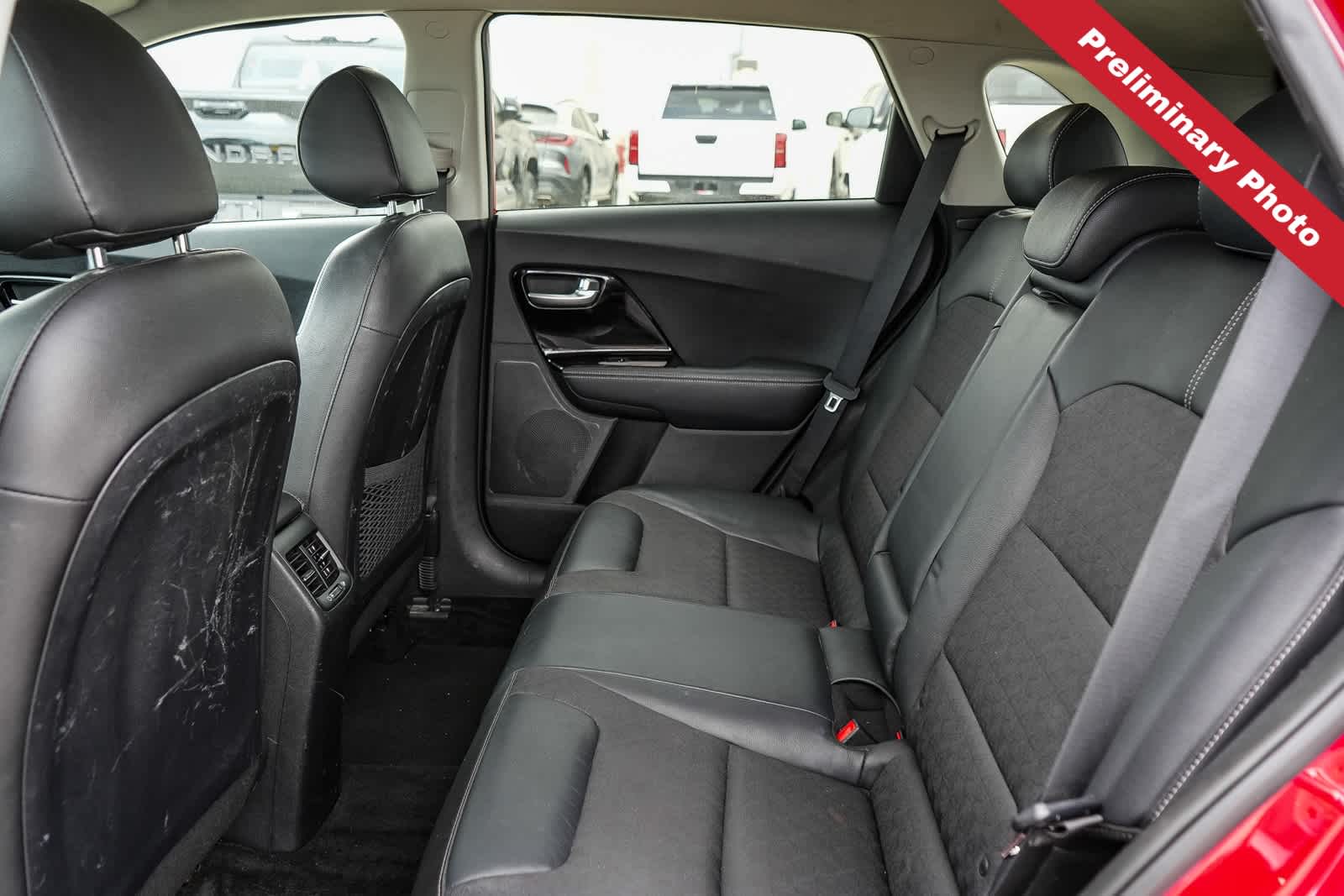 Thumbnail: 2020 Kia Niro - 13