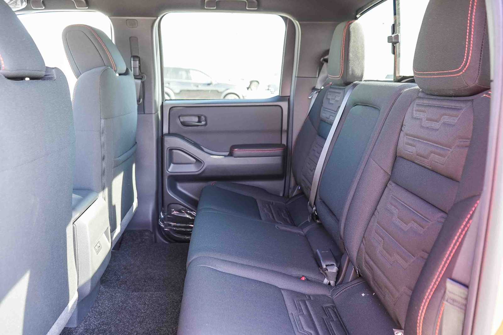 Thumbnail: 2026 Nissan Frontier - 20