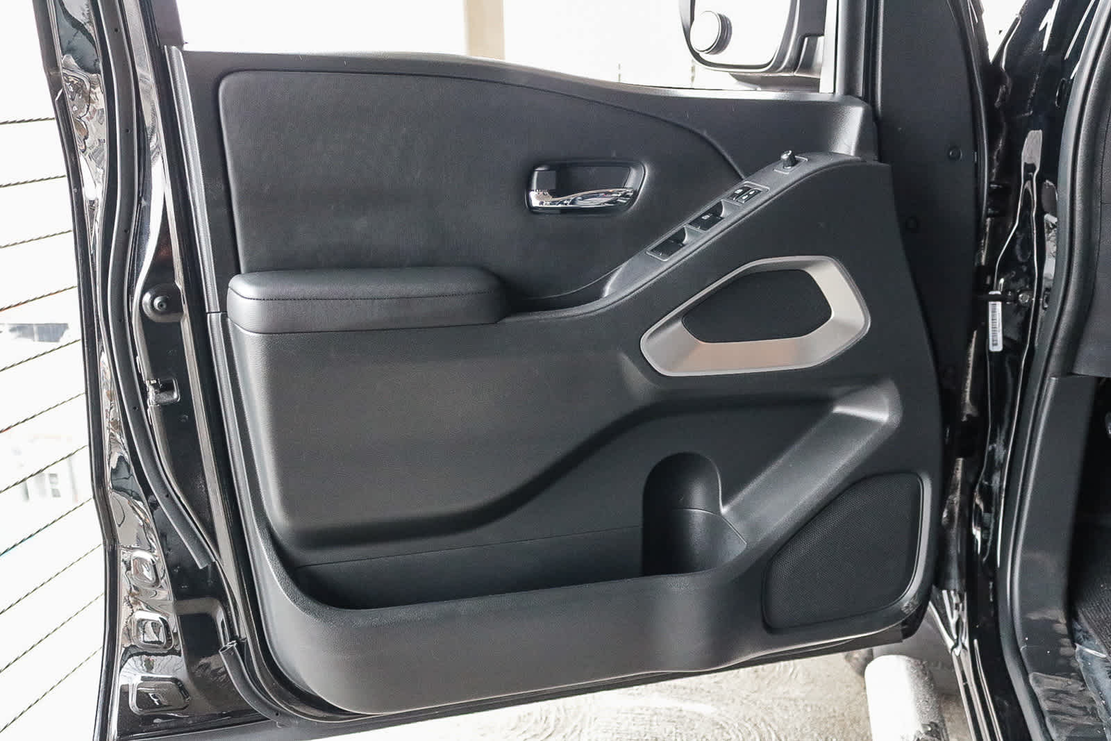 Thumbnail: 2023 Nissan Frontier - 21