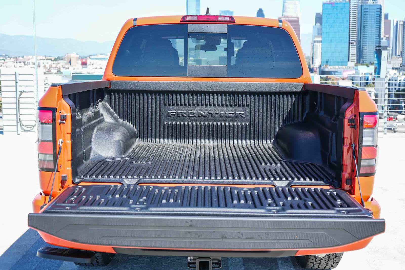 Thumbnail: 2026 Nissan Frontier - 12