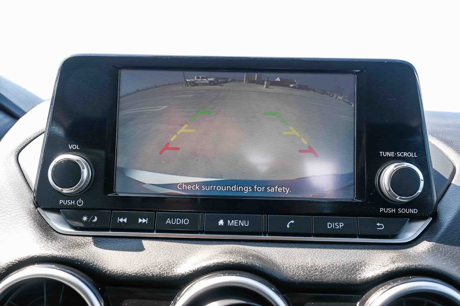 Thumbnail: 2023 Nissan Sentra - 25