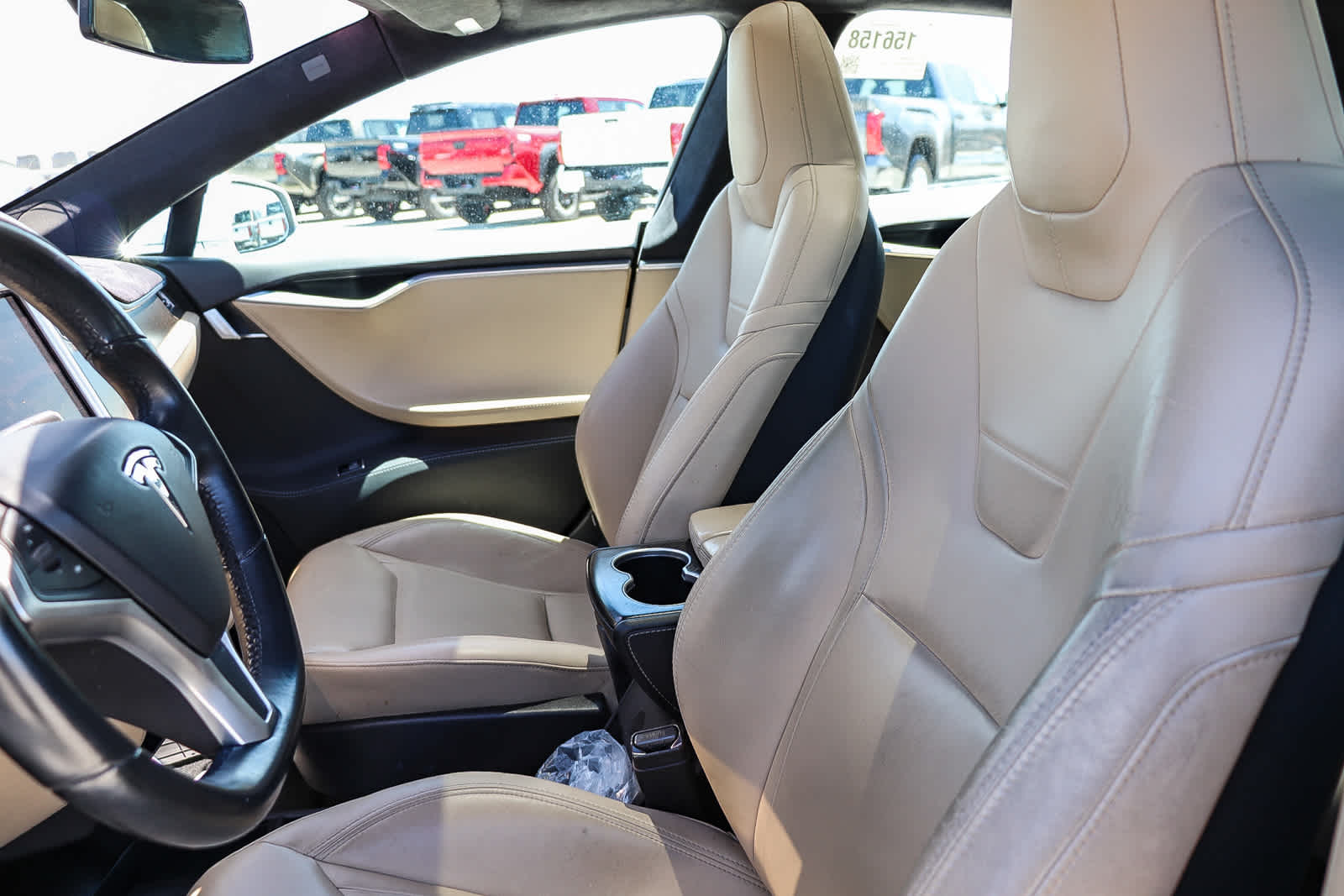 Thumbnail: 2015 Tesla Model S - 13