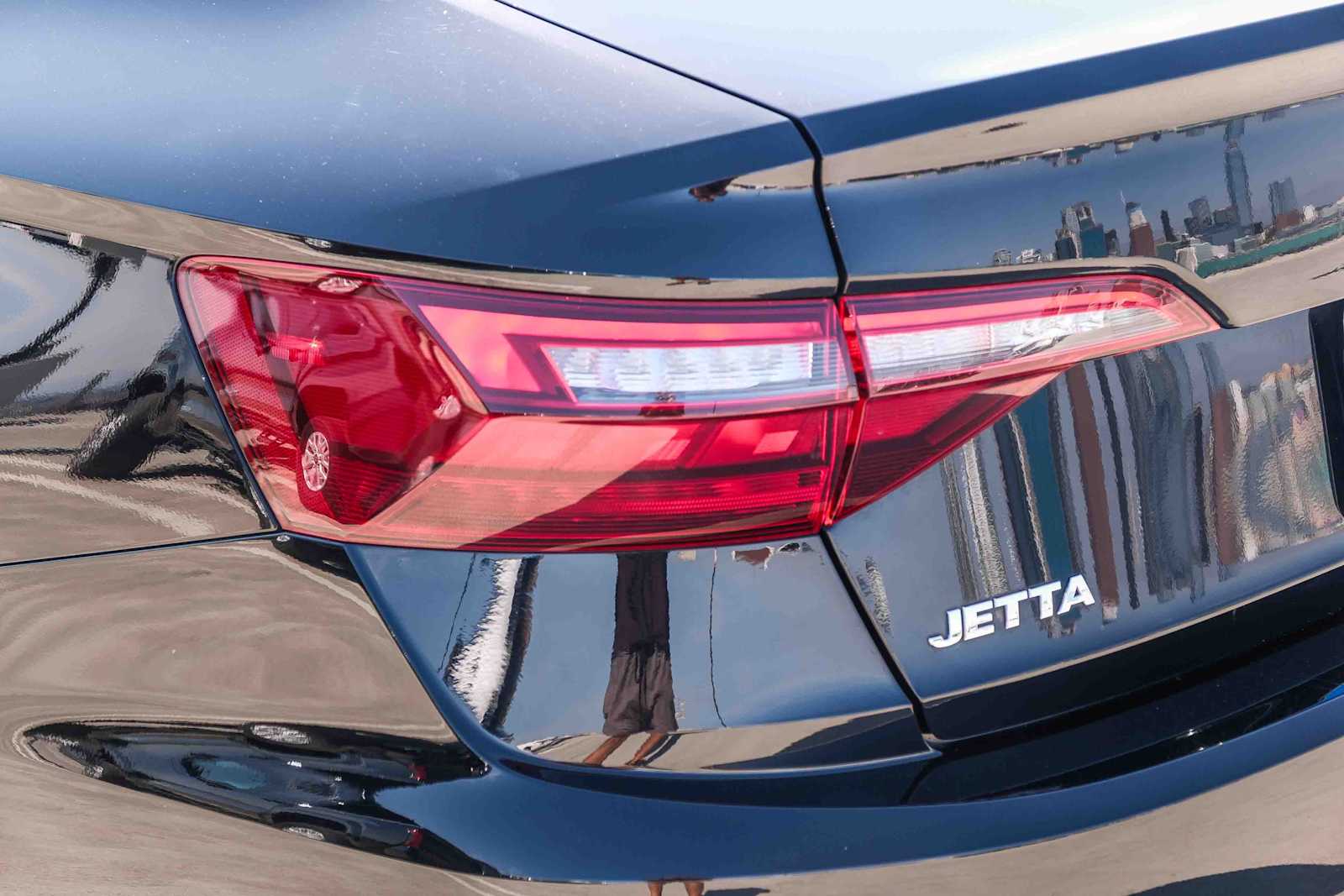 Thumbnail: 2021 Volkswagen Jetta - 7