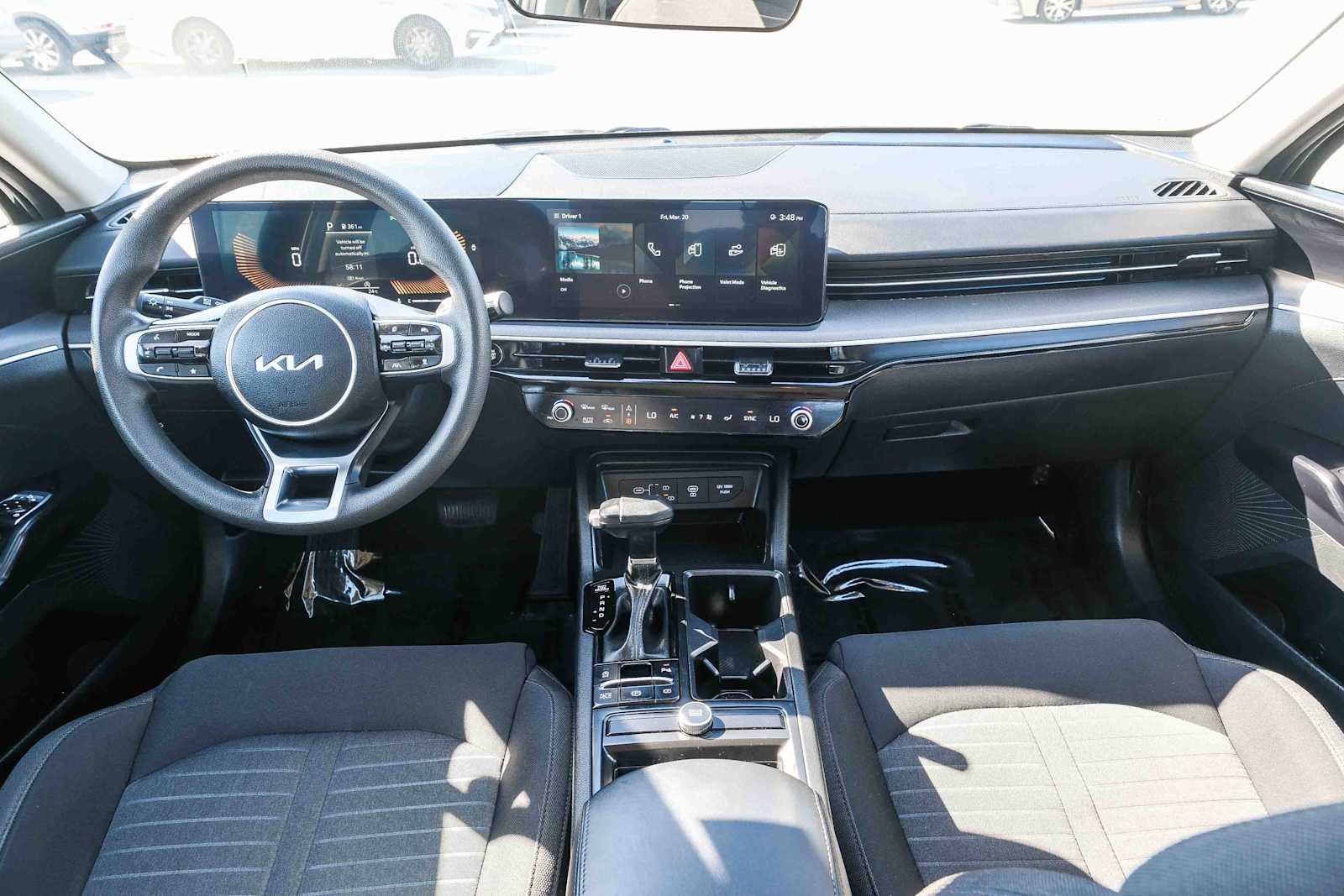 Thumbnail: 2025 Kia K5 - 13