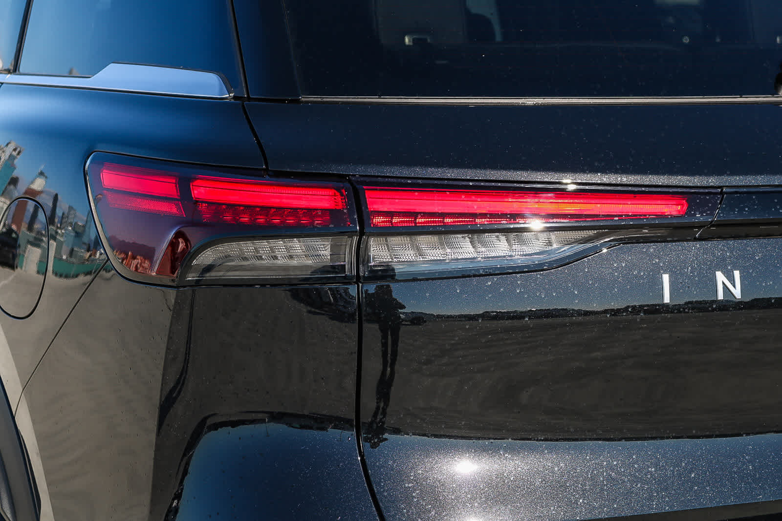 Thumbnail: 2026 INFINITI QX60 - 9