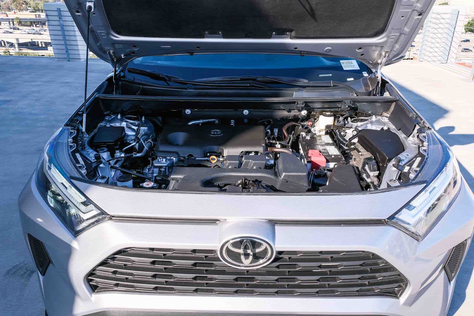 Thumbnail: 2025 Toyota RAV4 - 27