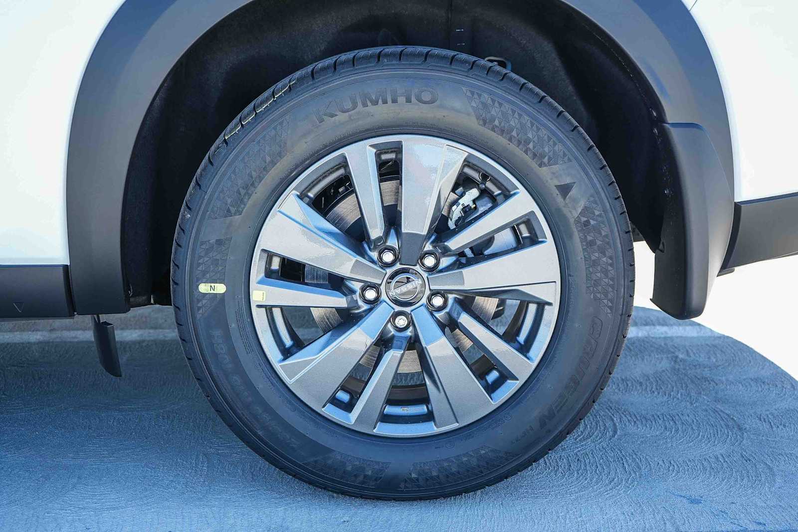 Thumbnail: 2026 Nissan Pathfinder - 10