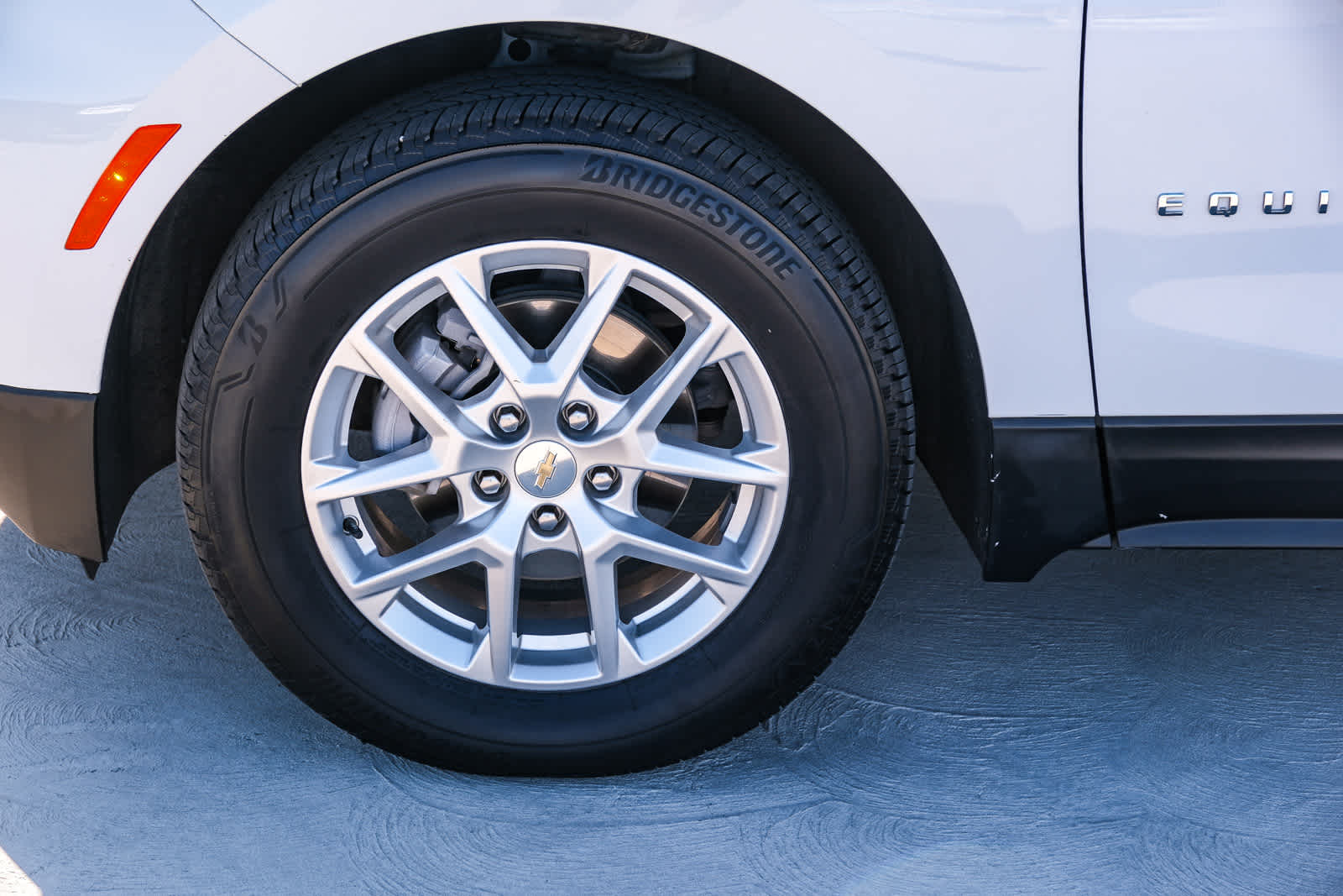 Thumbnail: 2024 Chevrolet Equinox - 10