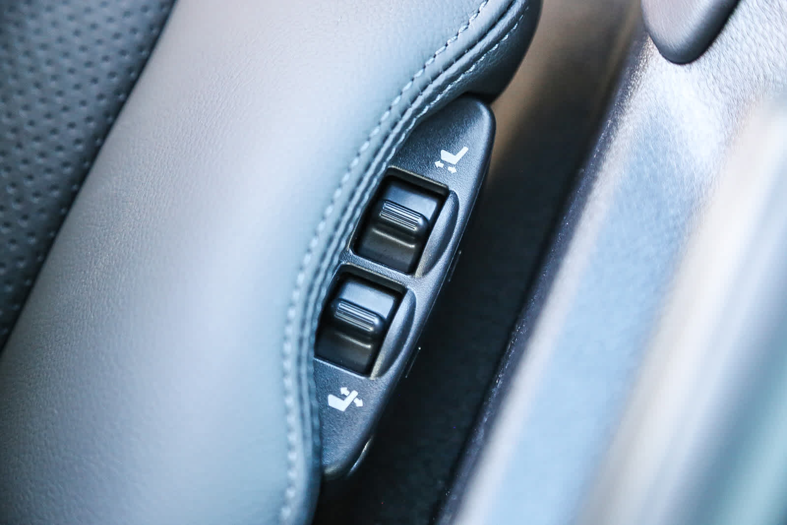 Thumbnail: 2025 Nissan Z - 23