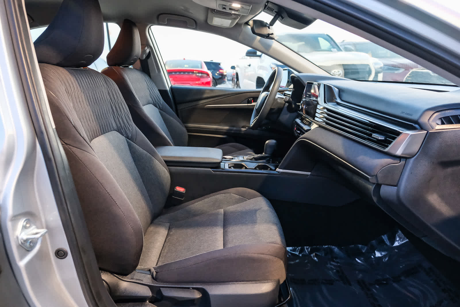 Thumbnail: 2025 Toyota Camry - 14