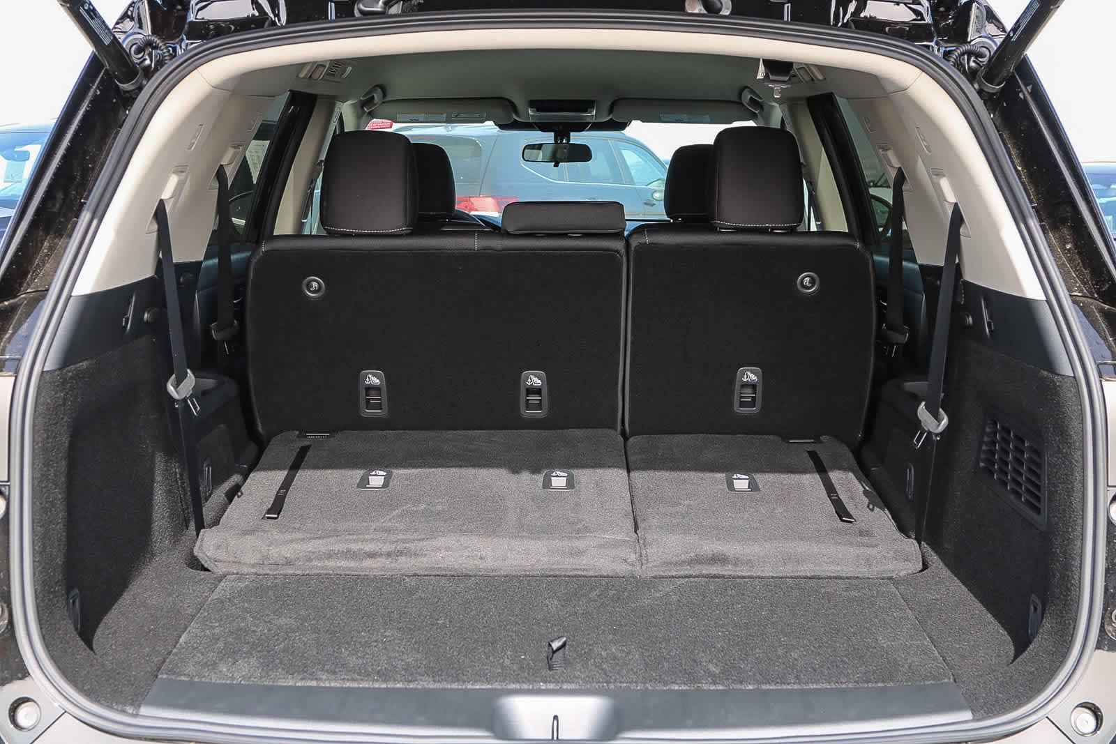 Thumbnail: 2025 Nissan Pathfinder - 13