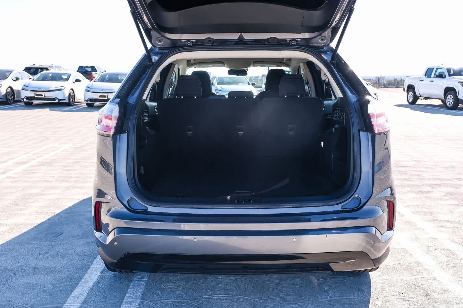 Thumbnail: 2024 Ford Edge - 25