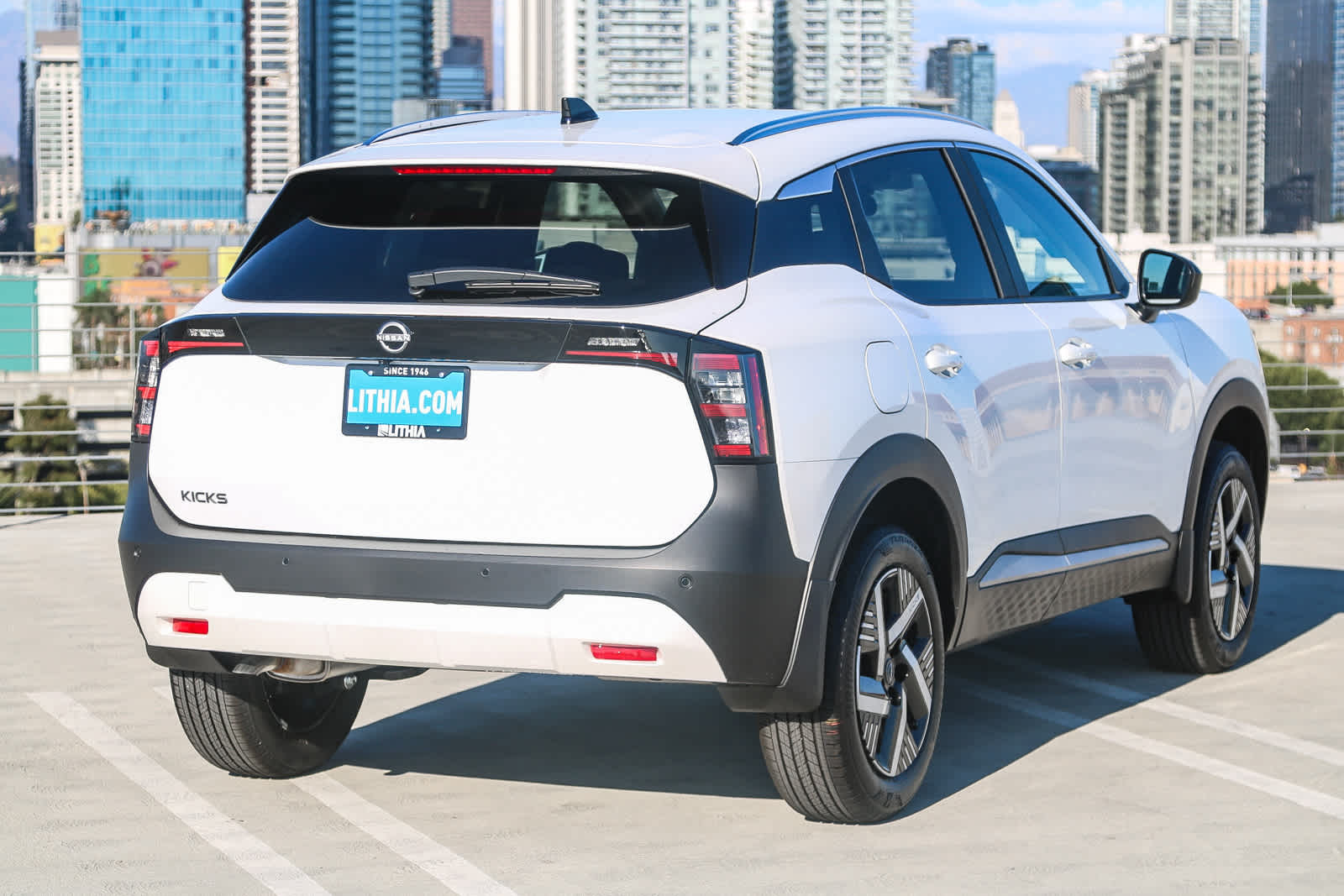 Thumbnail: 2026 Nissan Kicks - 6
