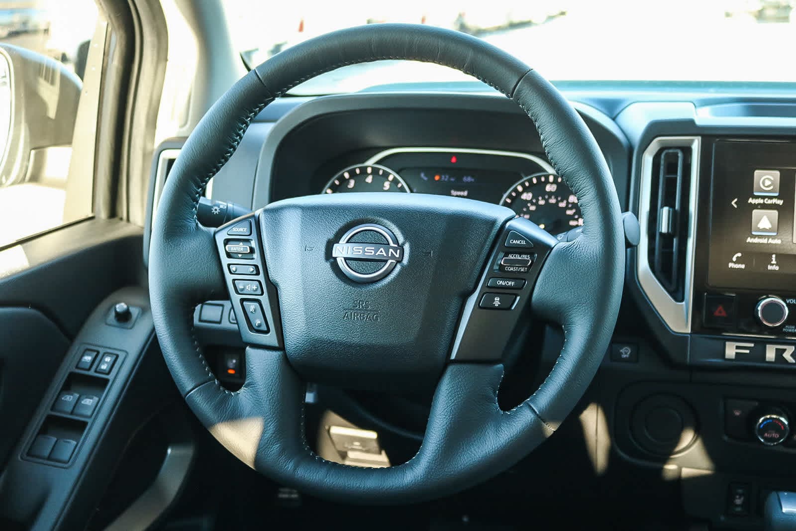 Thumbnail: 2026 Nissan Frontier - 17