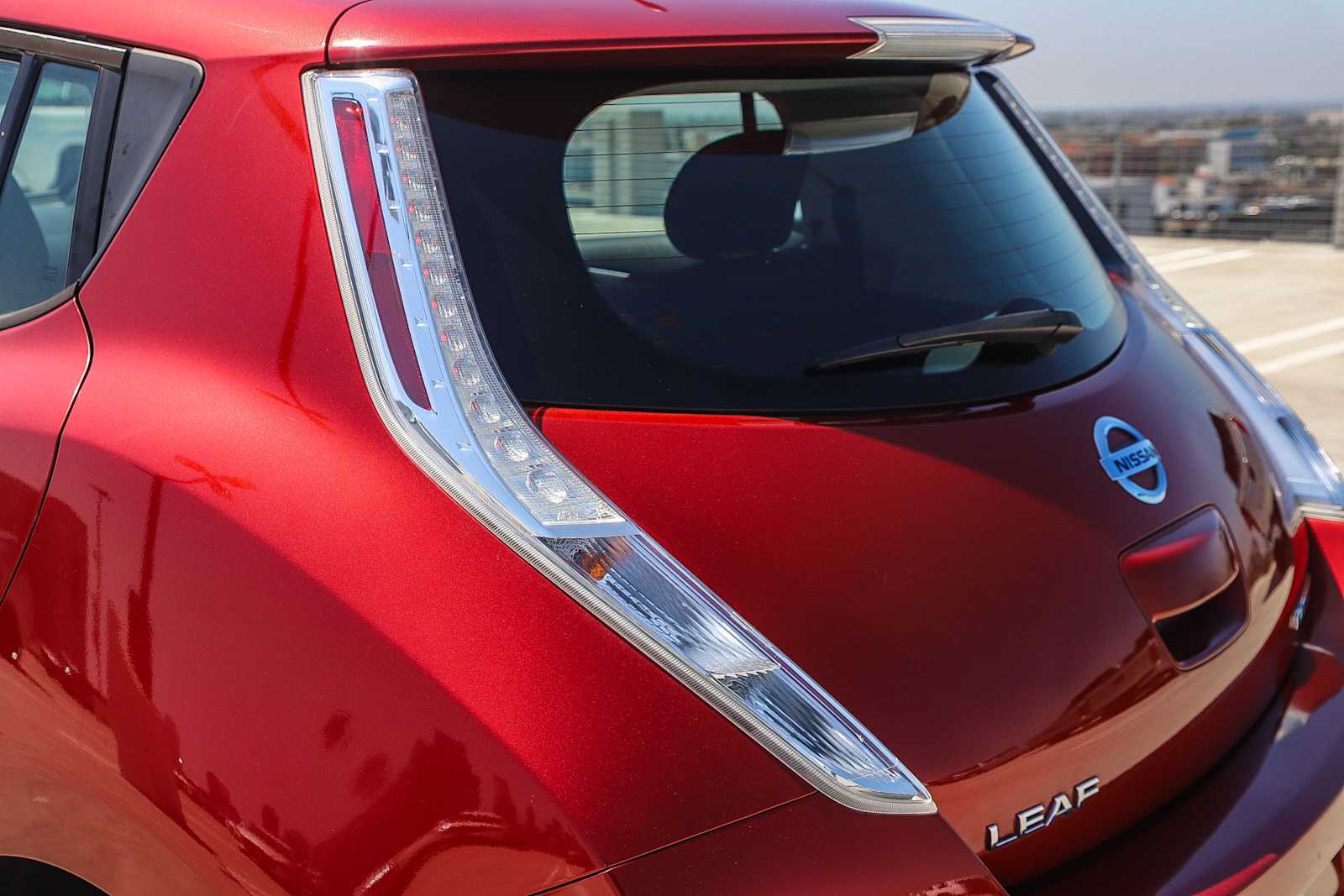 Thumbnail: 2013 Nissan Leaf - 10
