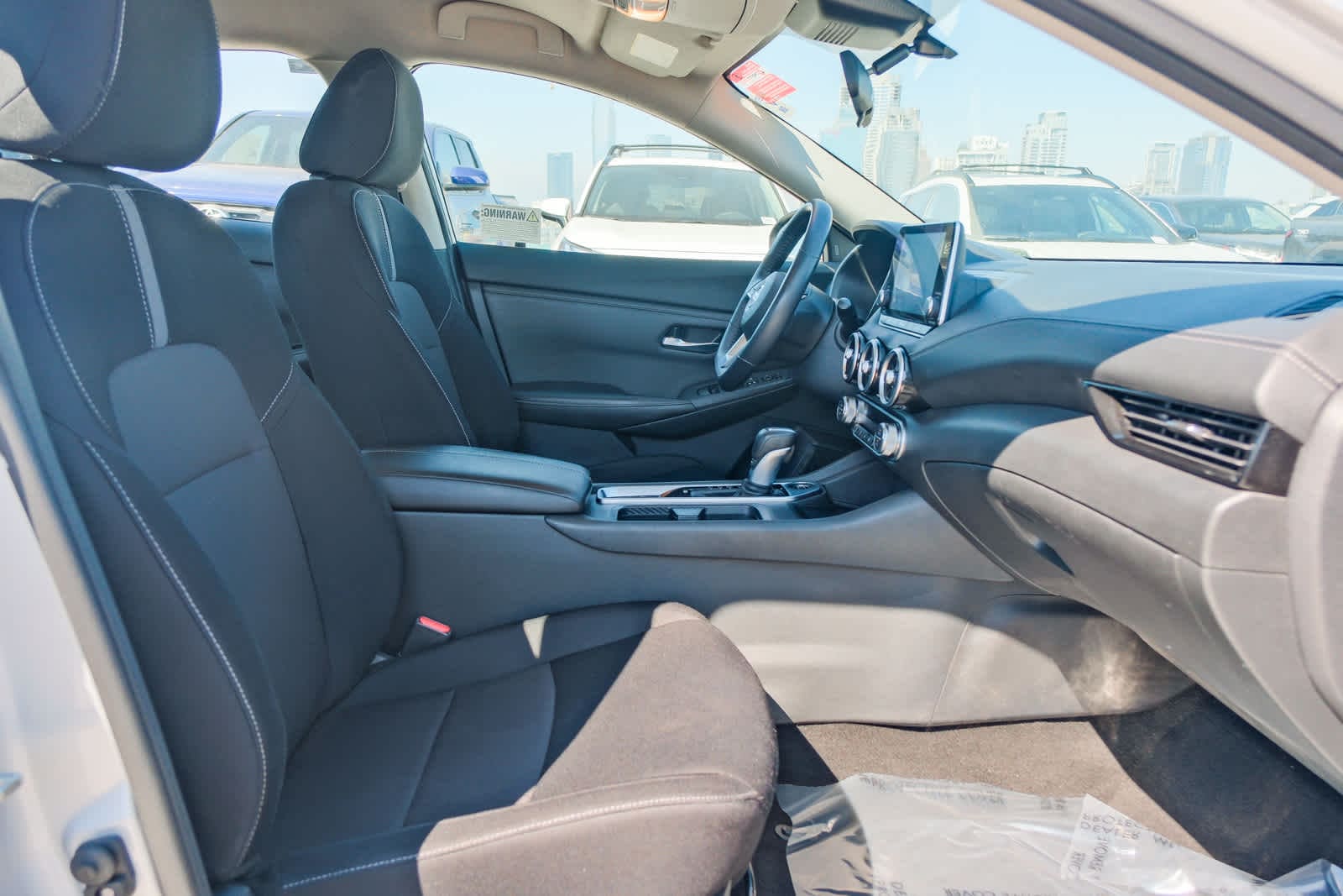 Thumbnail: 2021 Nissan Sentra - 17