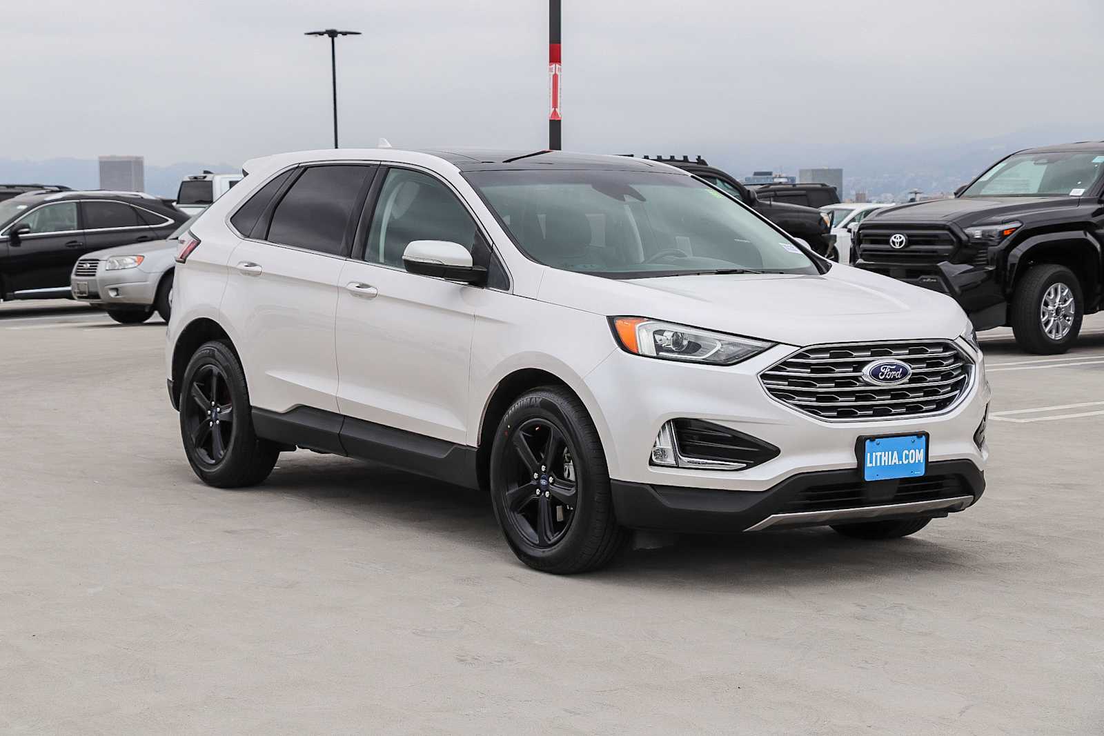 Thumbnail: 2019 Ford Edge - 2