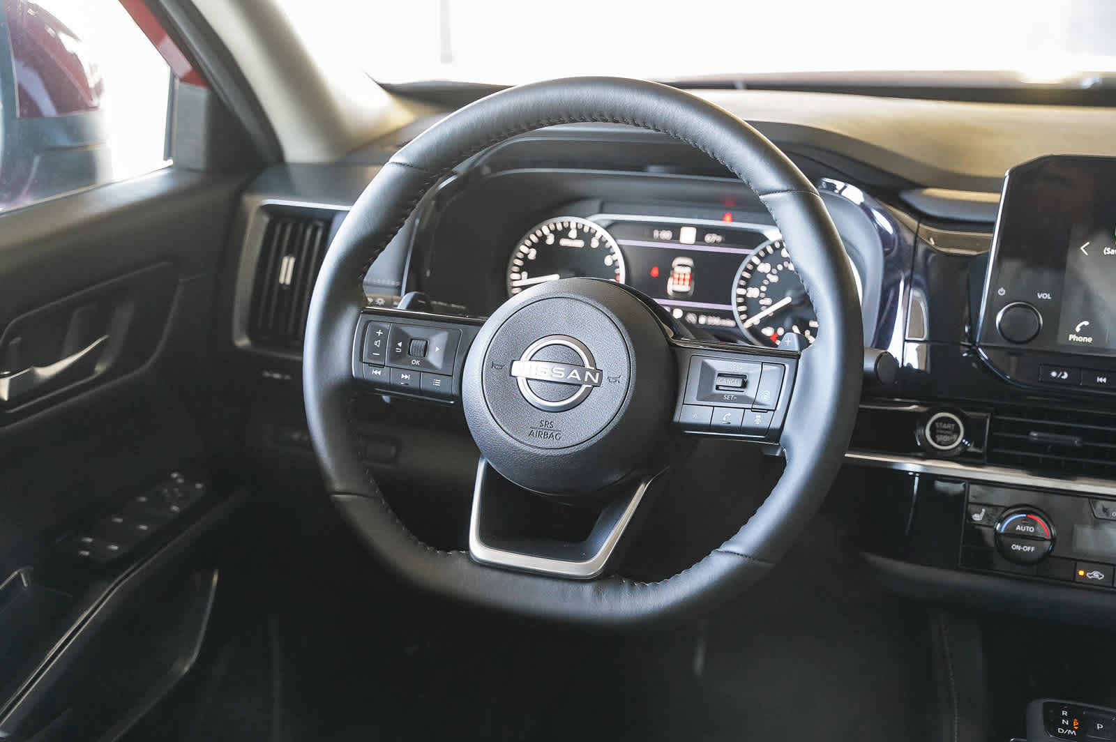 Thumbnail: 2025 Nissan Pathfinder - 17