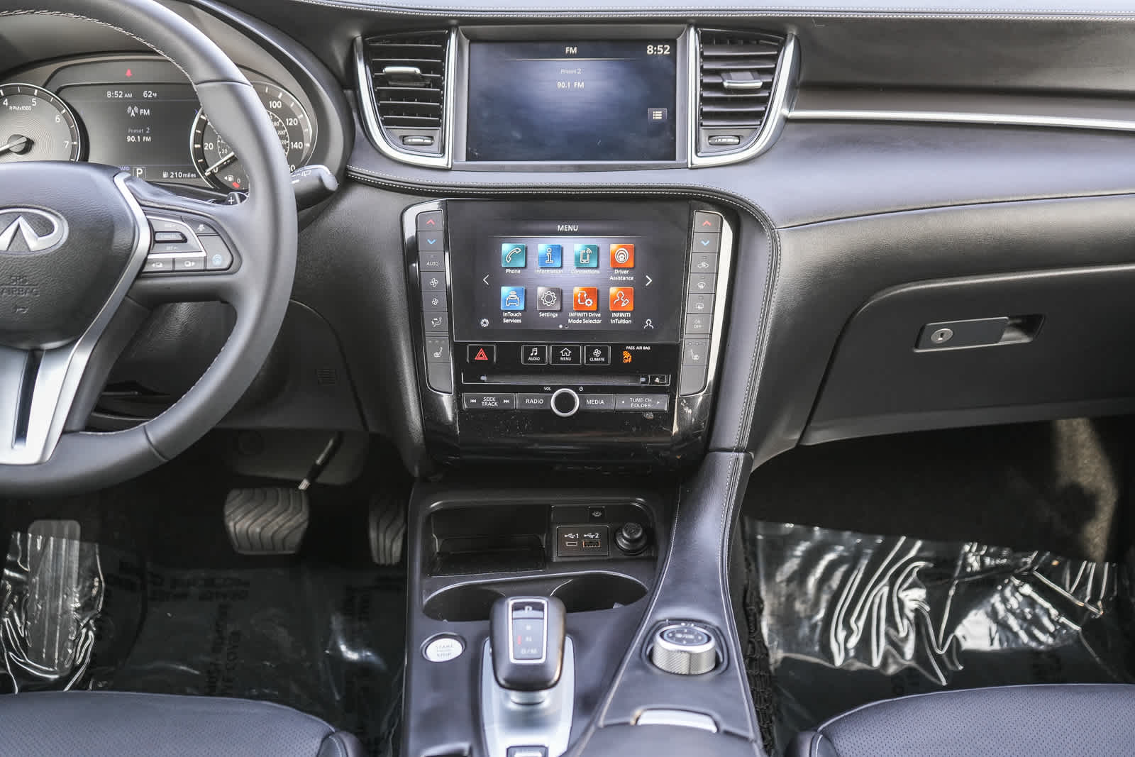 Thumbnail: 2024 INFINITI QX55 - 13