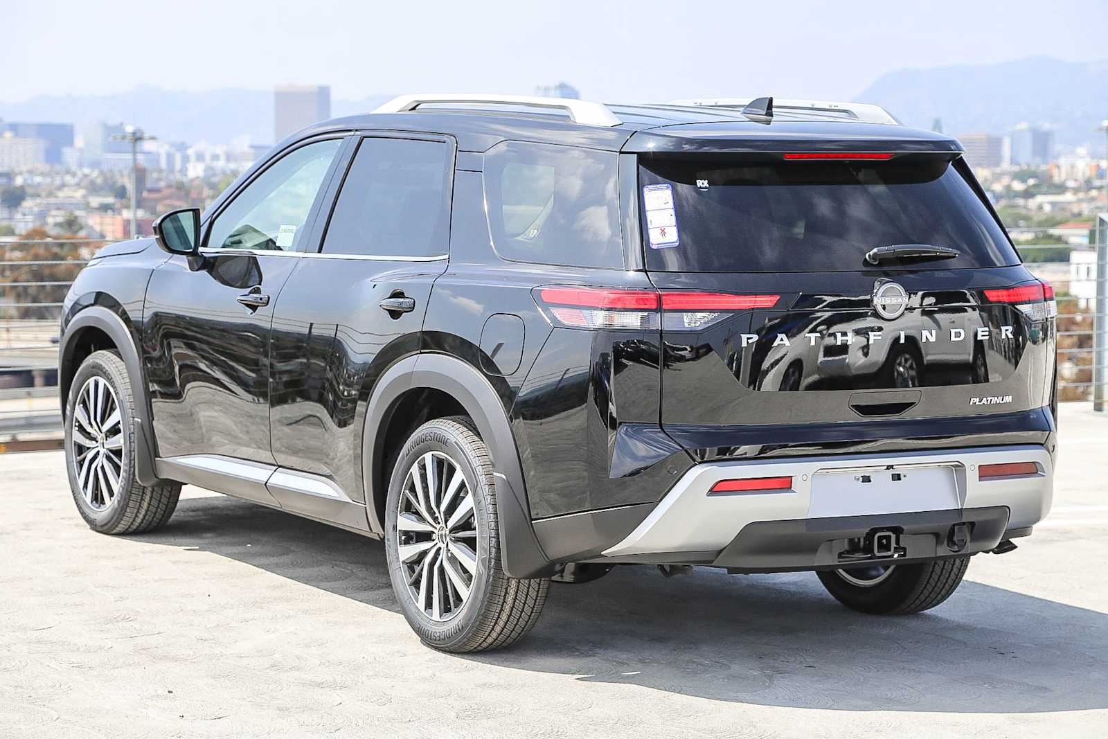 Thumbnail: 2025 Nissan Pathfinder - 6