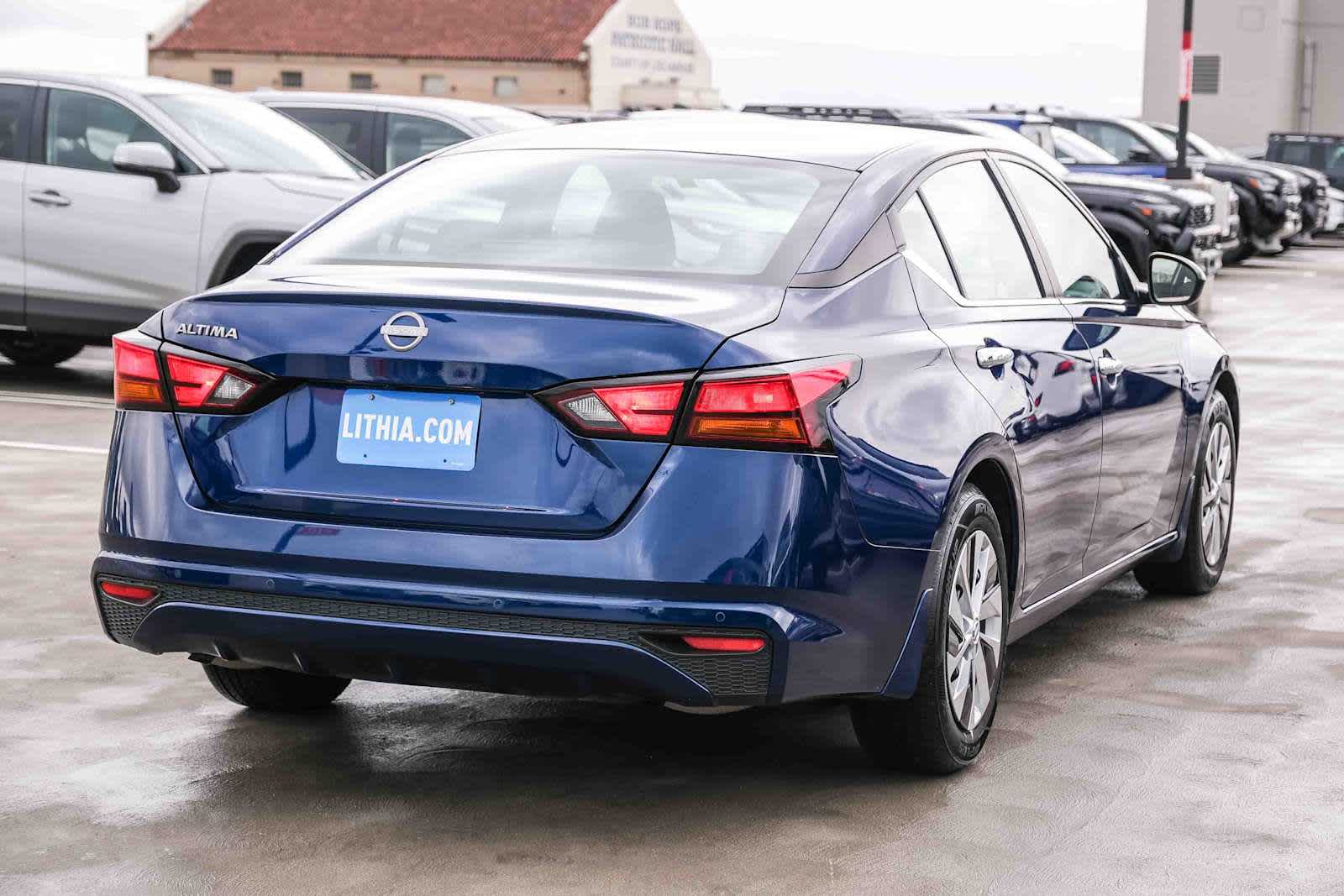 Thumbnail: 2023 Nissan Altima - 5