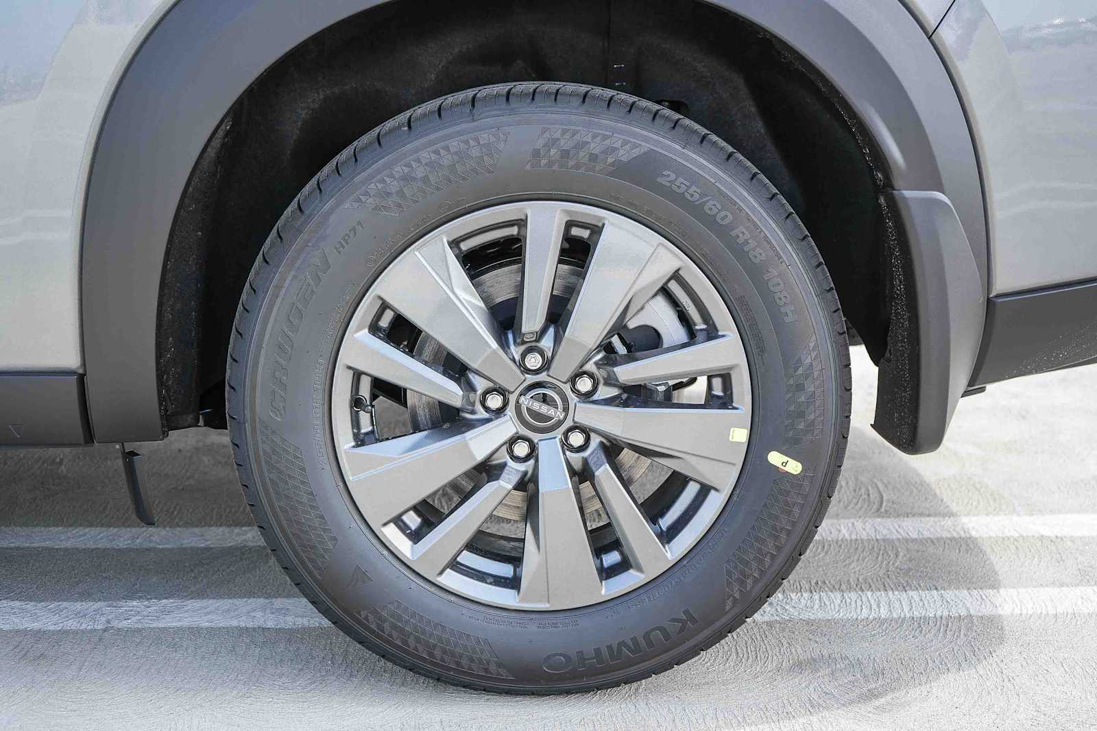 Thumbnail: 2026 Nissan Pathfinder - 10