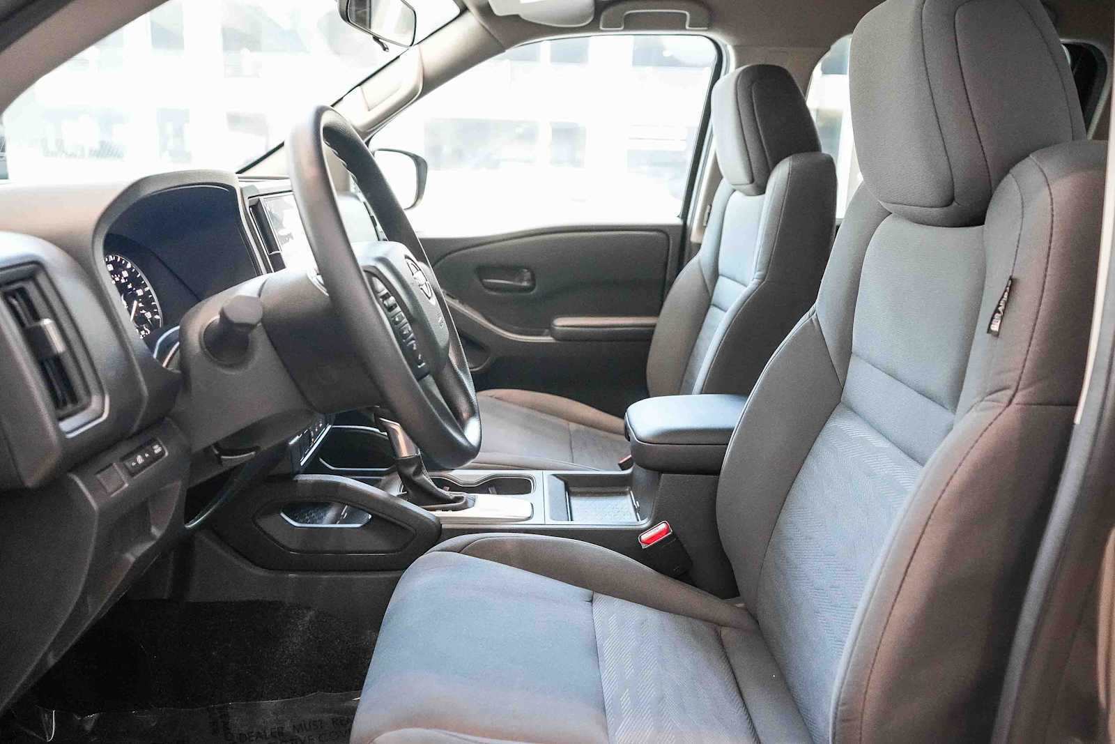 Thumbnail: 2026 Nissan Frontier - 16