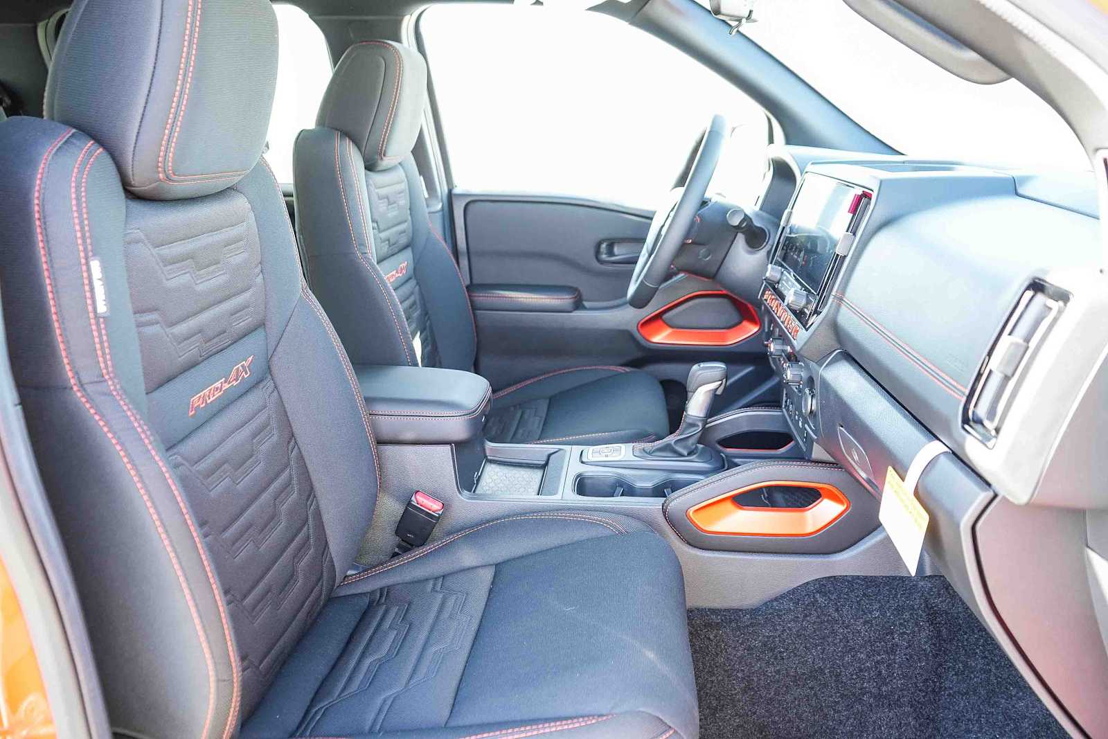 Thumbnail: 2026 Nissan Frontier - 18