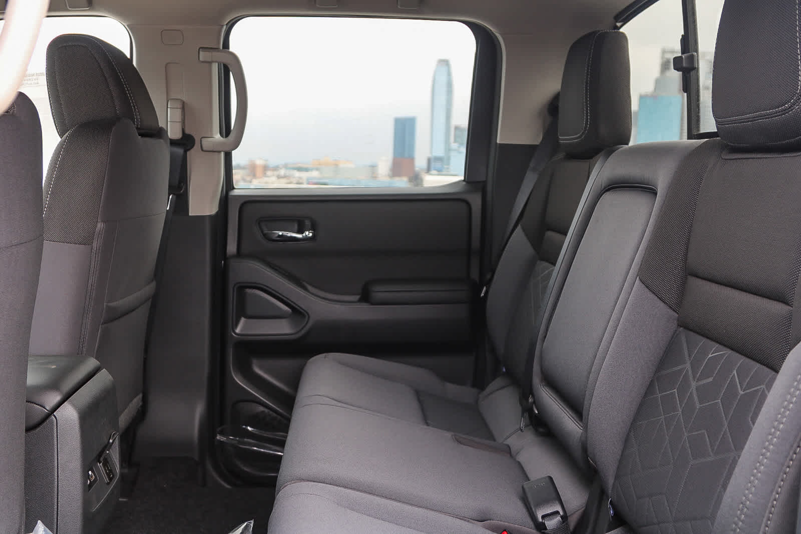 Thumbnail: 2025 Nissan Frontier - 20