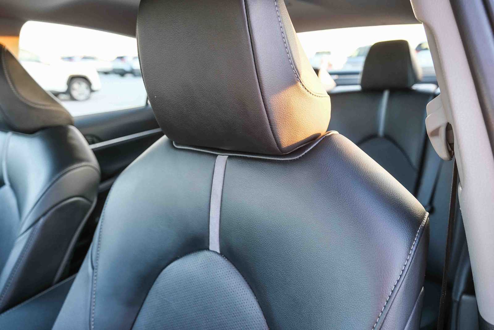 Thumbnail: 2023 Toyota Camry - 22