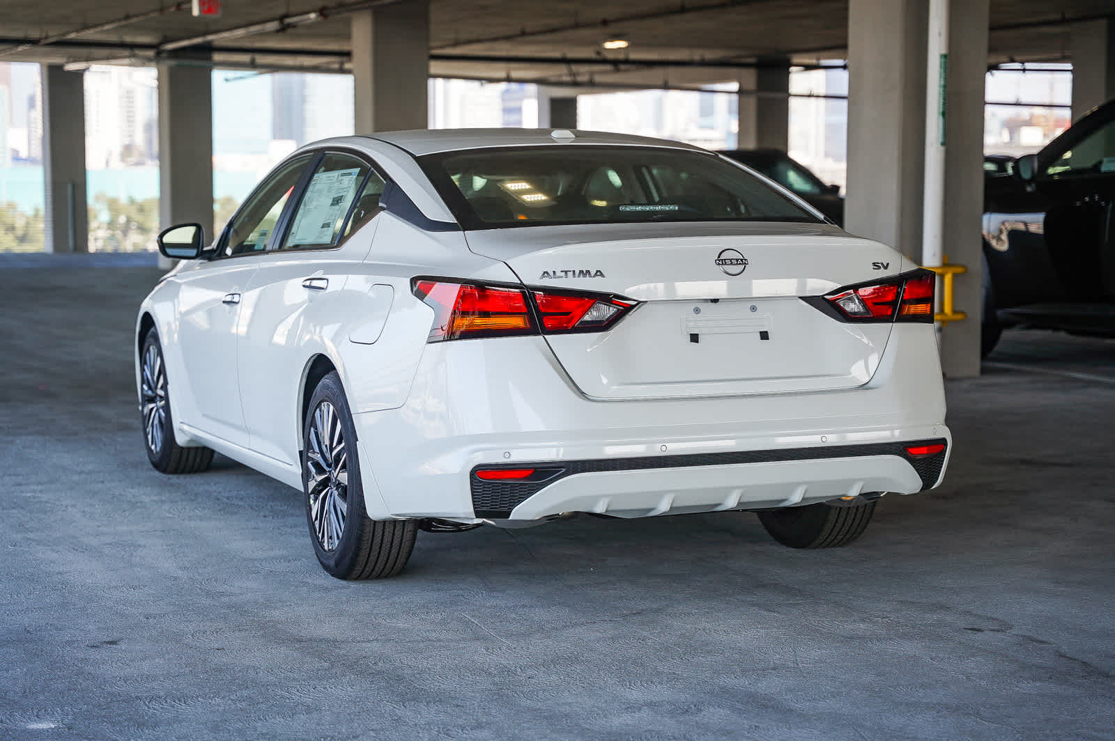 Thumbnail: 2025 Nissan Altima - 8