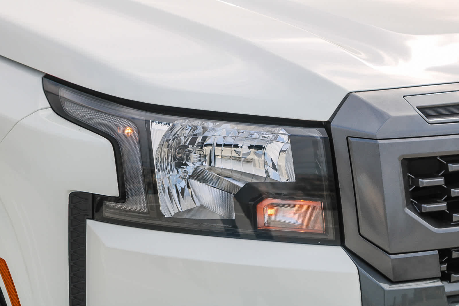 Thumbnail: 2025 Nissan Frontier - 4