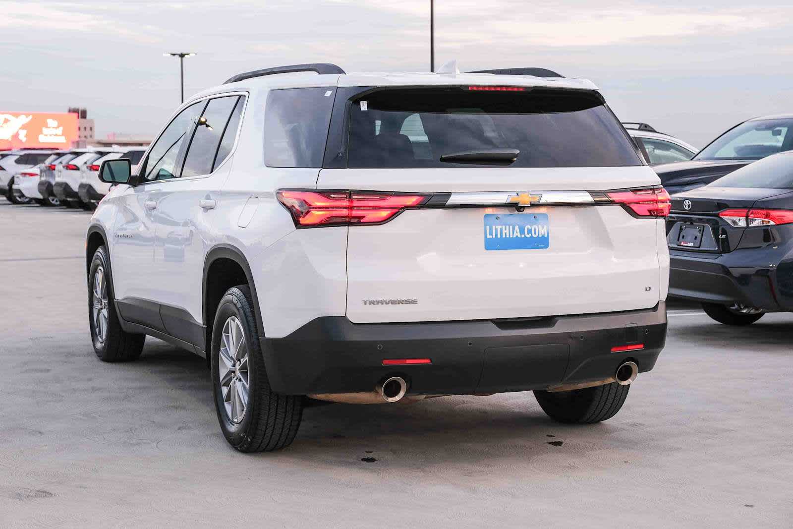 Thumbnail: 2023 Chevrolet Traverse - 7