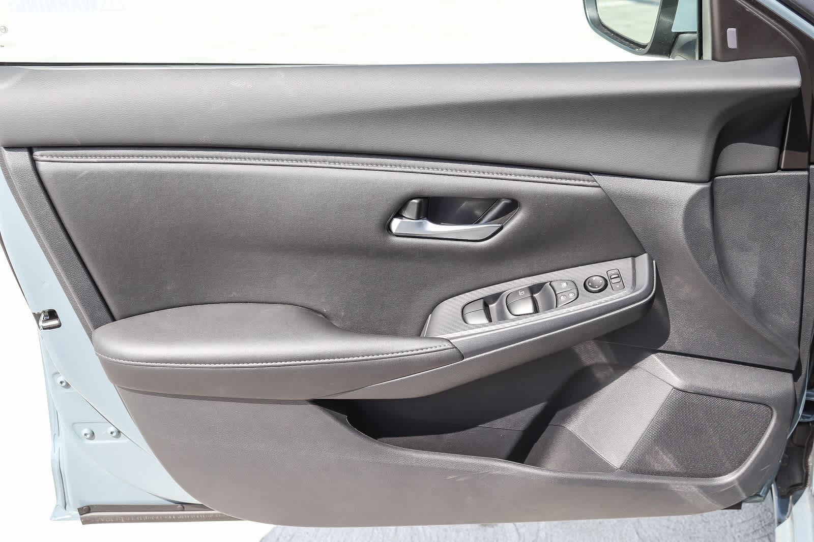 Thumbnail: 2025 Nissan Sentra - 21