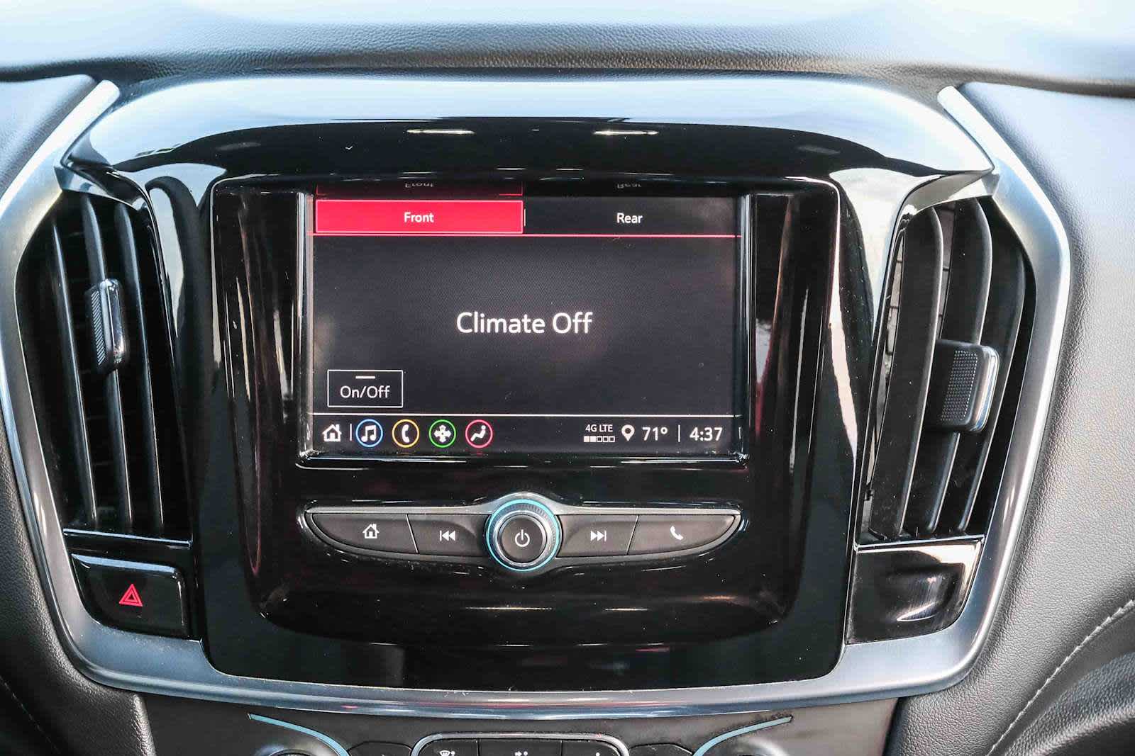 Thumbnail: 2023 Chevrolet Traverse - 15