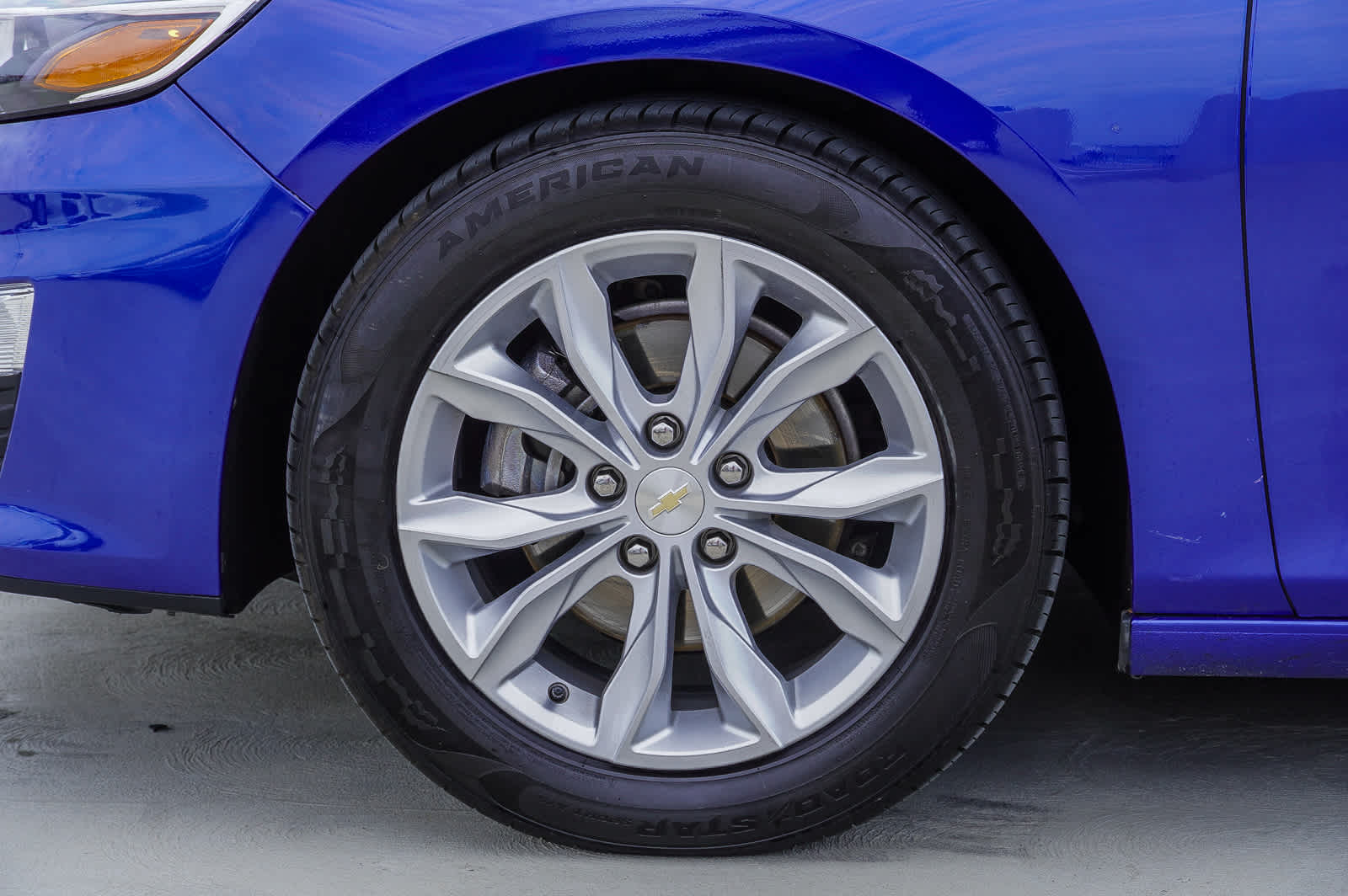 Thumbnail: 2023 Chevrolet Malibu - 10