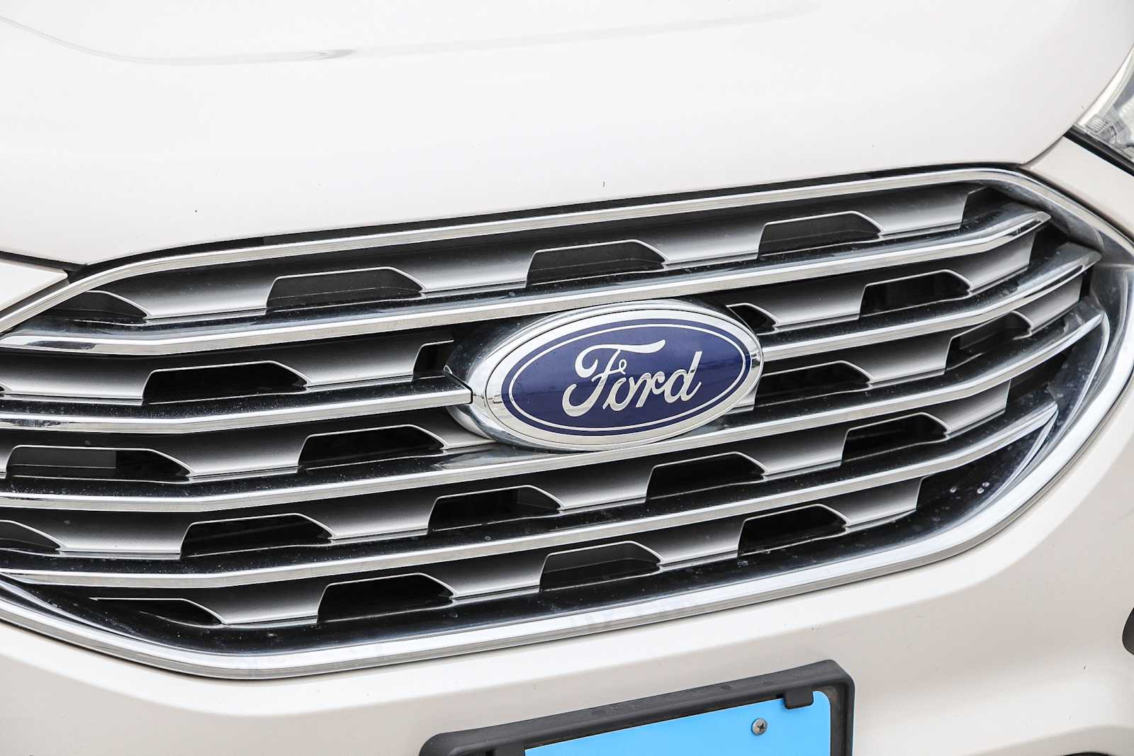 Thumbnail: 2019 Ford Edge - 4