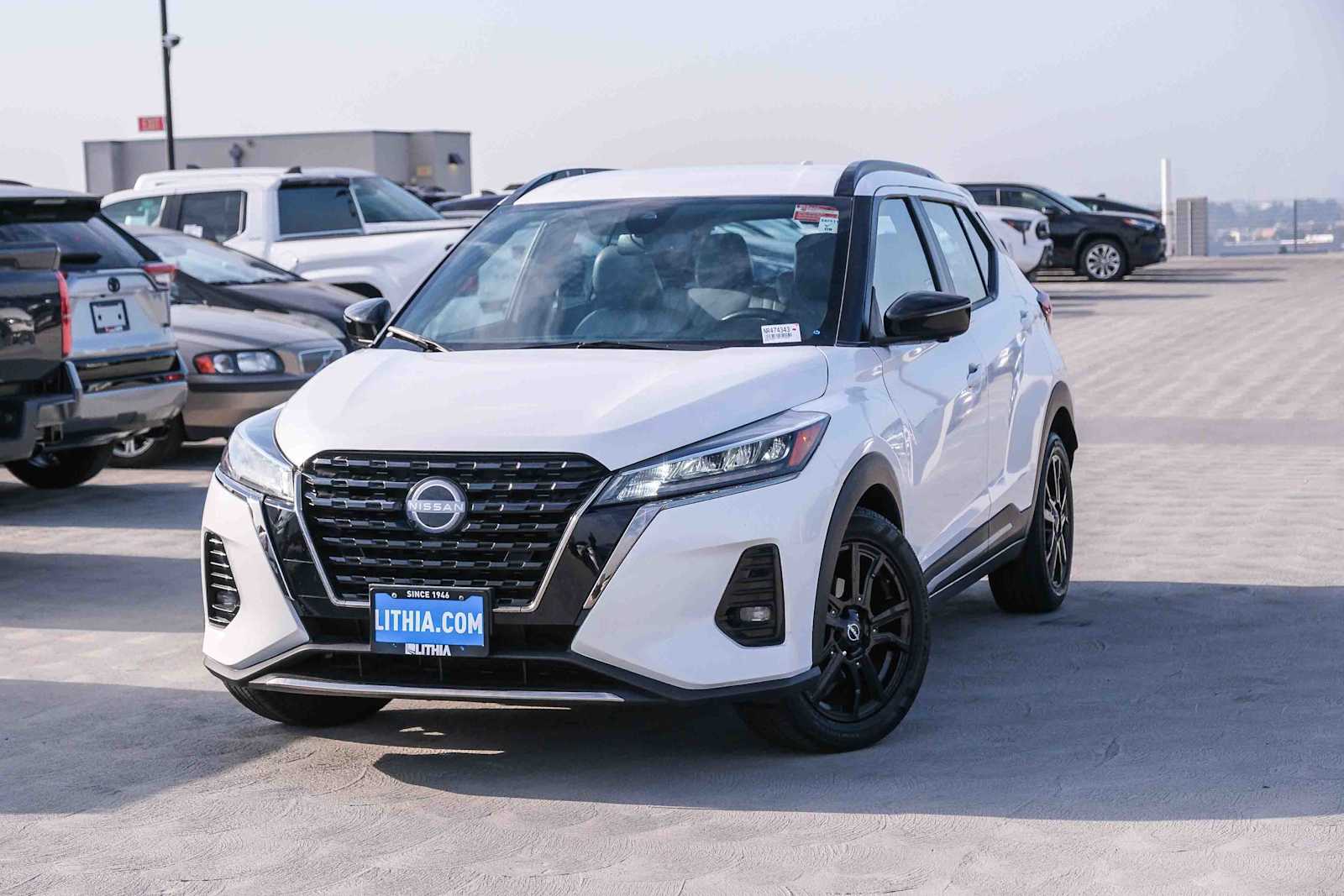 2022 Nissan Kicks SR -
                  Los Angeles, CA